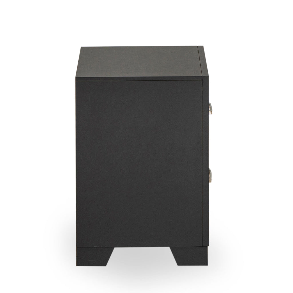 DE20-QW6O0L 3-Piece Denali Modern Bedroom Suite with Queen Bed, Nightstand, Brushed Gray Chest